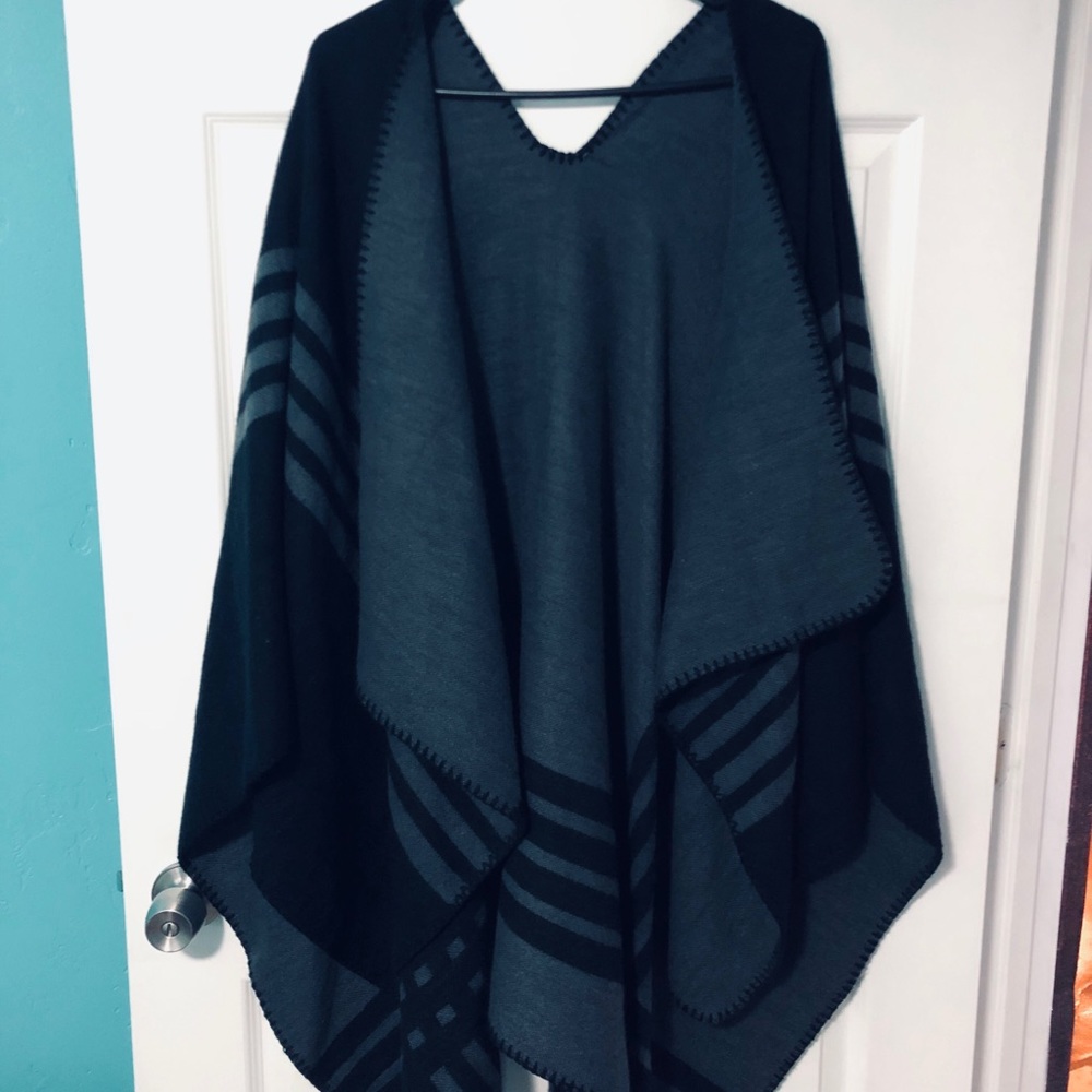BB Dakota Poncho